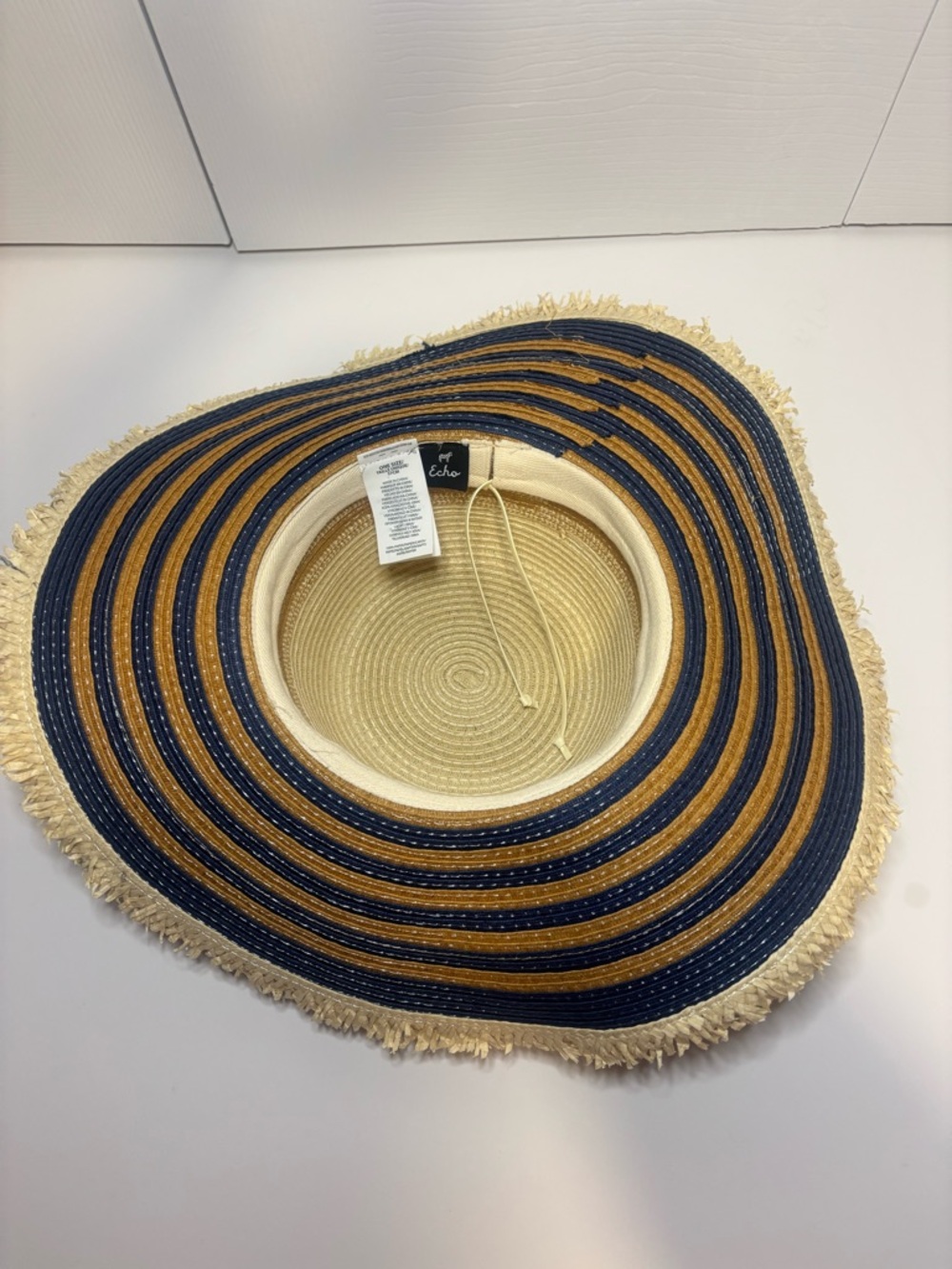 Echo Wide Brim Straw Sun Hat – One Size - Picture 3 of 8